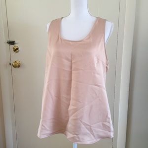 LAST CHANCE ✨ Banana Republic tank blouse bundle
